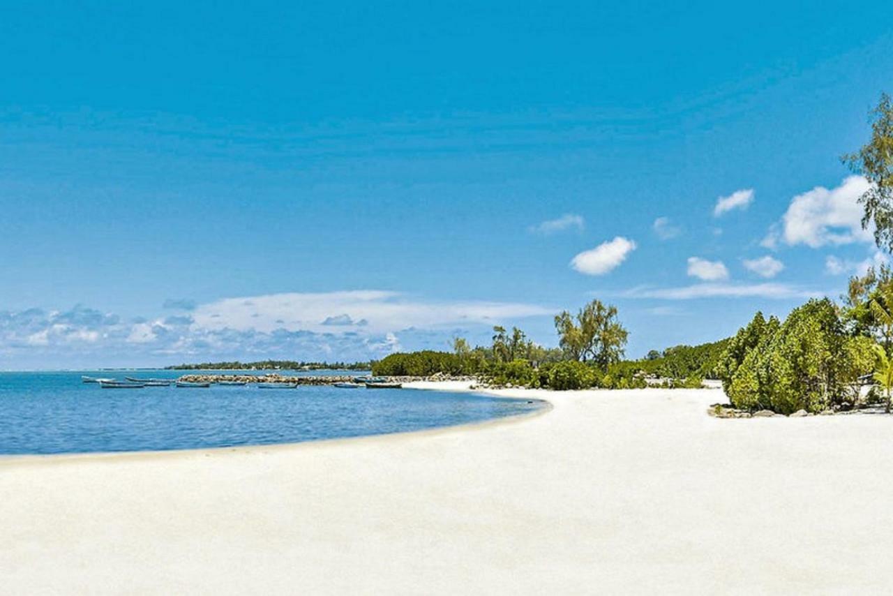 Azuri Resort -Sea View & Golf Luxury Apartment Roches Noires Екстер'єр фото