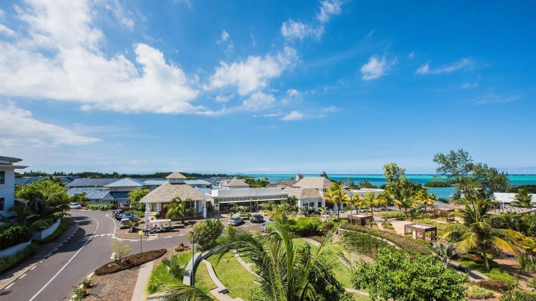 Azuri Resort -Sea View & Golf Luxury Apartment Roches Noires Екстер'єр фото